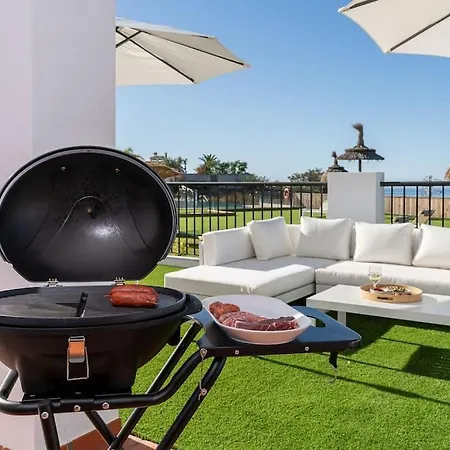 Paradise- Getaway - Golf - - 6 Pools -sea Views 3702