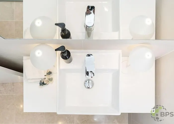 아파트 Paradise- Getaway - Golf - - 6 Pools -sea Views 3702 *